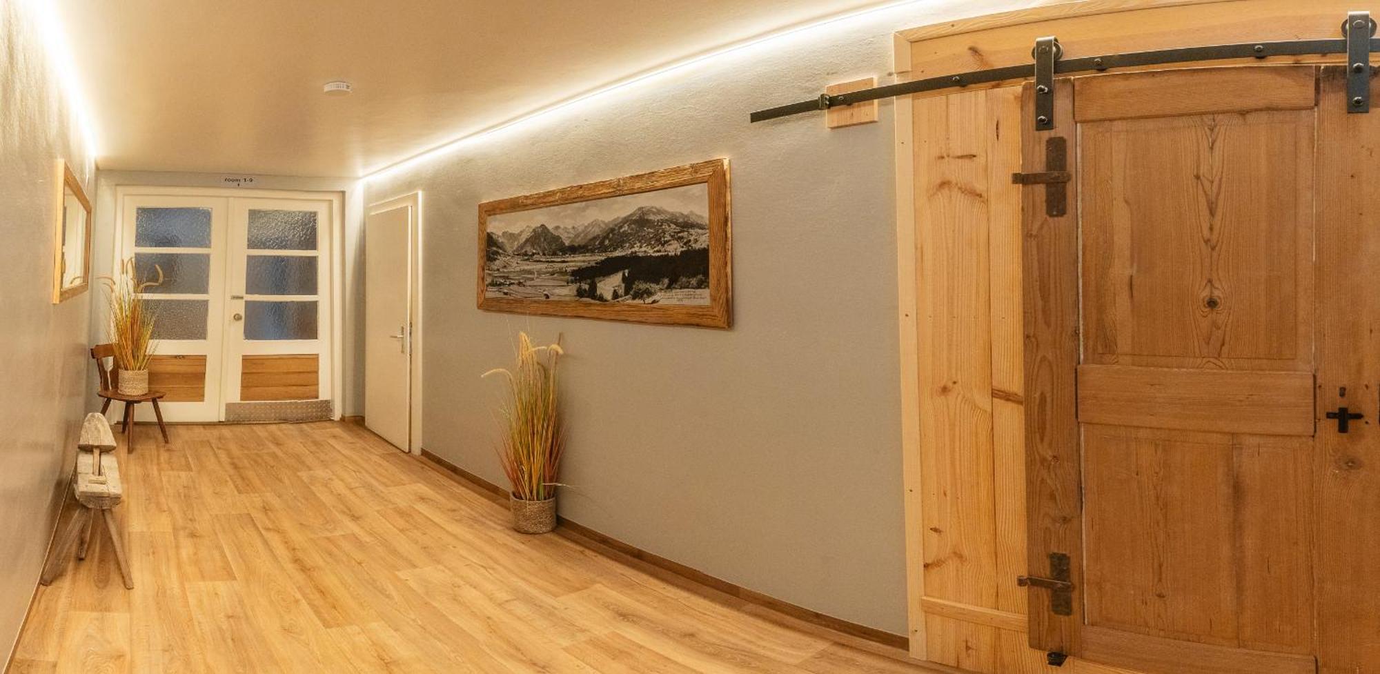Hostel - Ron'S Guesthouse Oberstdorf Exterior foto